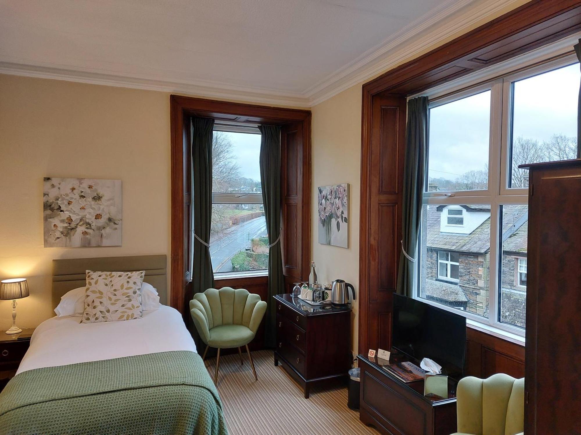 1 Park Road Bed & Breakfast Уиндермер Екстериор снимка