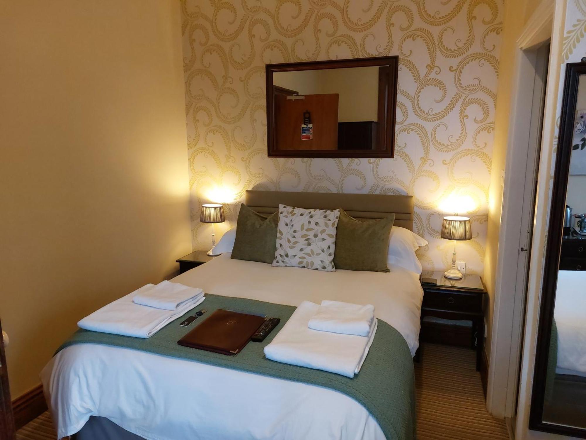 1 Park Road Bed & Breakfast Уиндермер Екстериор снимка