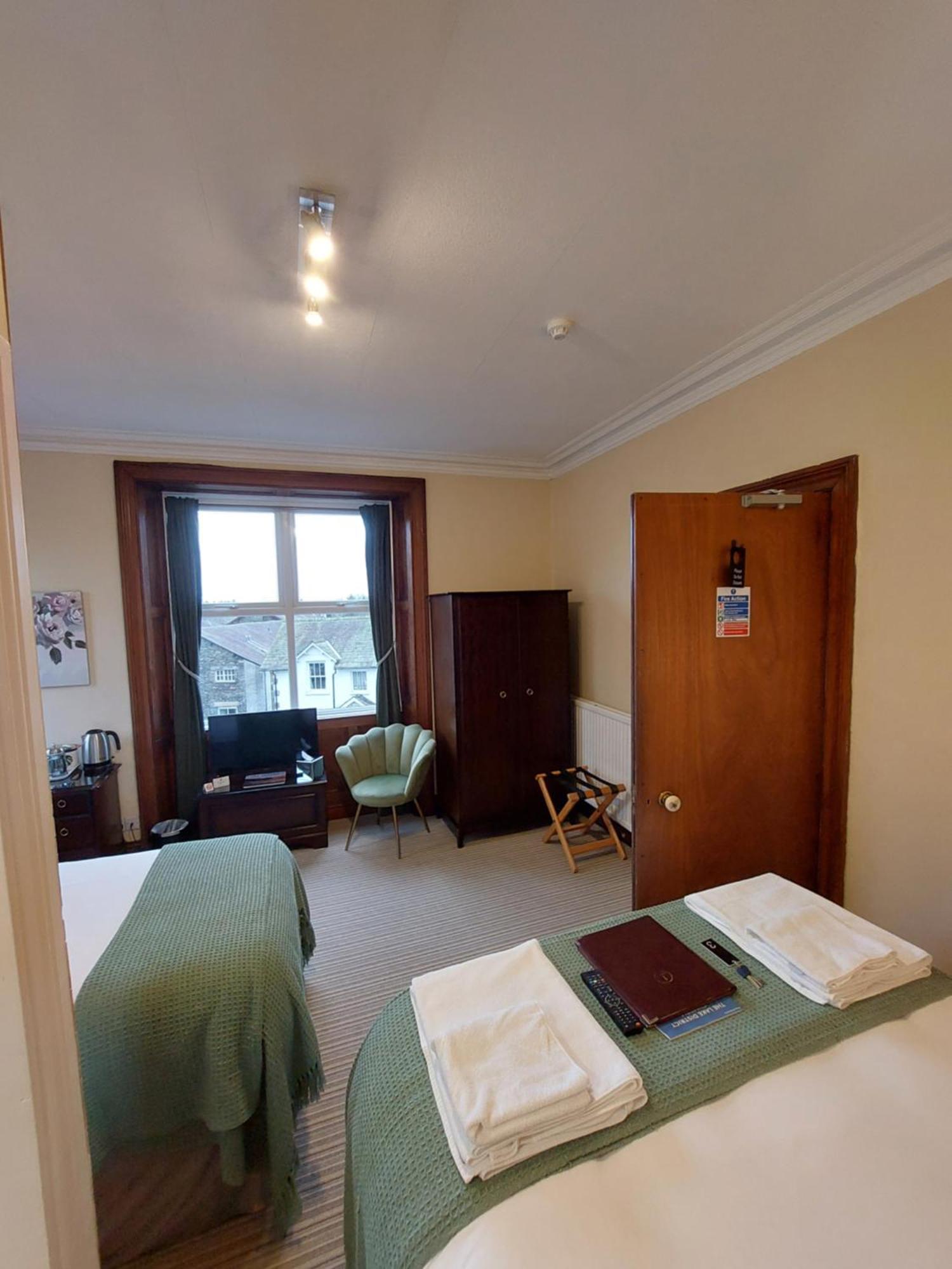 1 Park Road Bed & Breakfast Уиндермер Екстериор снимка