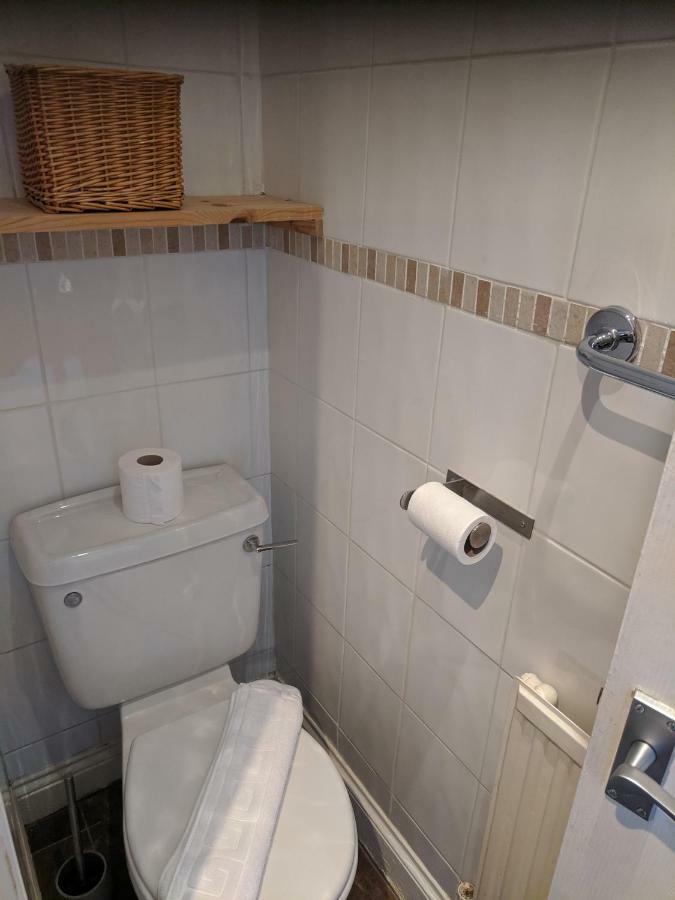 1 Park Road Bed & Breakfast Уиндермер Екстериор снимка